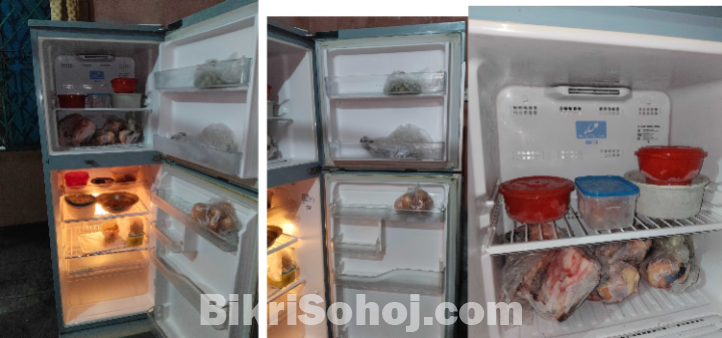 Hitachi Non-frost Refrigerator